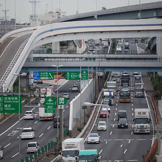 日本のカーライフとSACHS　 長く乗る文化・車検・輸入車需要から考える